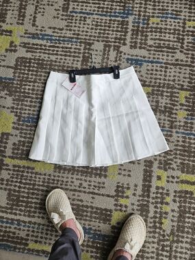 Pleated White Mini Skort - Brand Unspecified